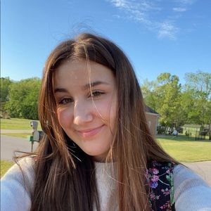 Meet your Posher, Erica